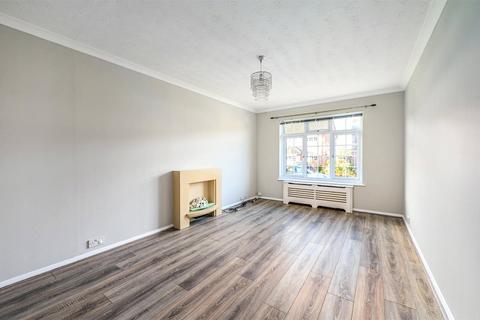 undefined, Oaklea, Aldershot GU12