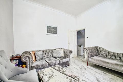 4 bedroom terraced house for sale, James Street, Bury, Greater Manchester, BL9