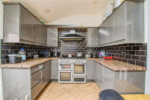 4 bedroom terraced house for sale, James Street, Bury, Greater Manchester, BL9