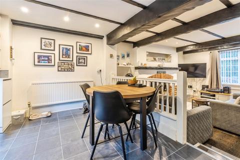 2 bedroom end of terrace house for sale, Manchester Road, Bury, Greater Manchester, BL9