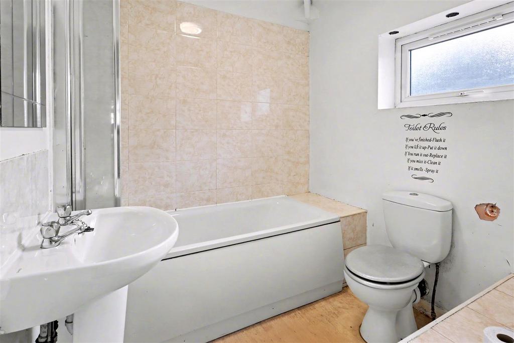 Bathroom.jpeg