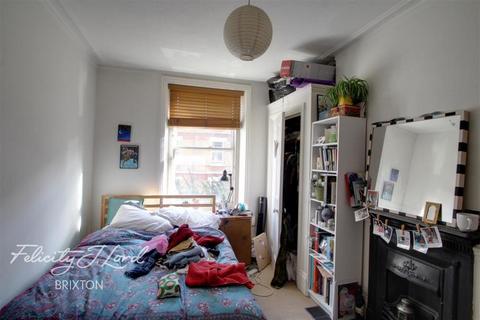 3 bedroom flat to rent, Rushcroft Road, Brixton