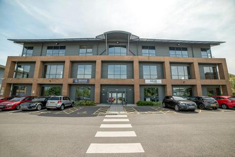 Office to rent, Grimbald Crag Clos Knaresborough HG5 8PJ