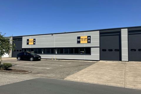 Warehouse to rent, Fengate Peterborough PE1 5QA