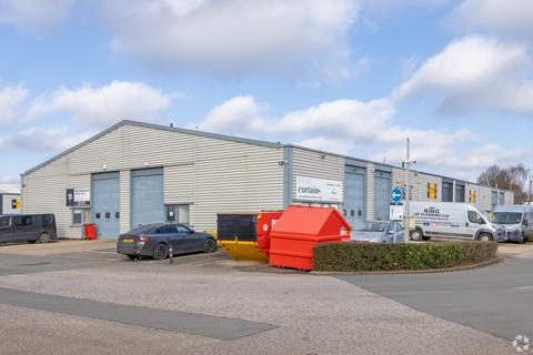 Warehouse to rent, Fengate Peterborough PE1 5QA