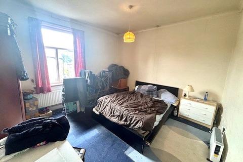 2 bedroom terraced house for sale, St. Johns Road, Burnley, Lancashire, BB12