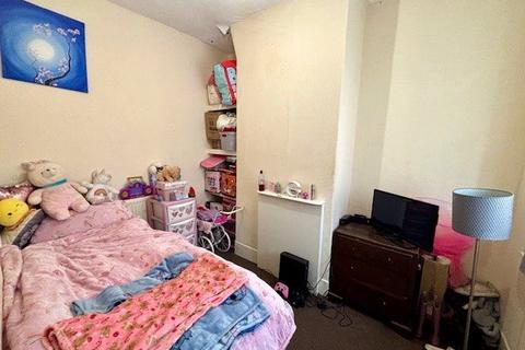 2 bedroom terraced house for sale, Stockbridge Road, Padiham, Burnley, Lancashire, BB12