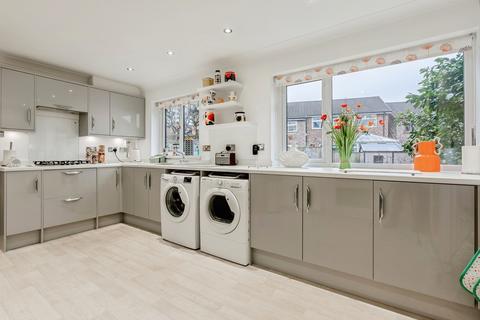 4 bedroom detached house for sale, Harefield Rise, Burnley, Lancashire, BB12