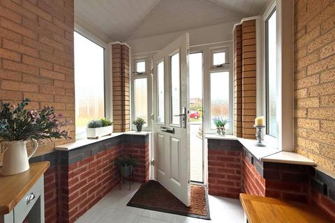 5 bedroom detached house for sale, Broadhaven Close, Herongate, Shrewsbury