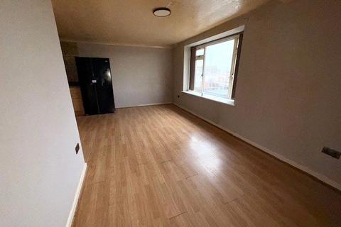 2 bedroom flat for sale, Anchorsholme Lane East, Thornton-Cleveleys, Lancashire, FY5