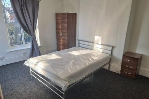 undefined, Park Road, Hull HU5