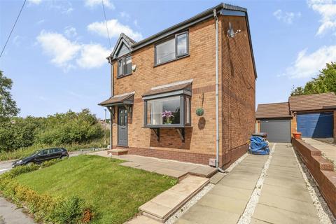 3 bedroom detached house to rent, Cranberry Lane, Darwen