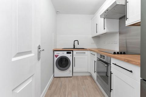 undefined, Queens Crescent, Livingston, West Lothian, EH54