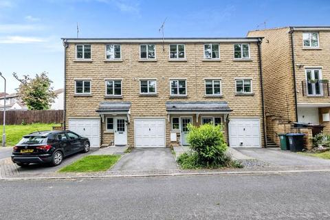 3 bedroom townhouse for sale, Lisset Mews, East Morton, Keighley, West Yorkshire, BD20