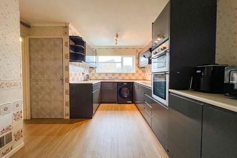 3 bedroom end of terrace house for sale, Willow Close, Patchway, Bristol, BS34