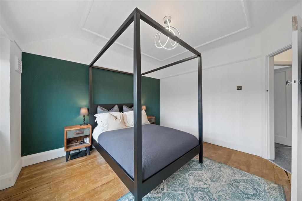 Bedroom 1c.jpg