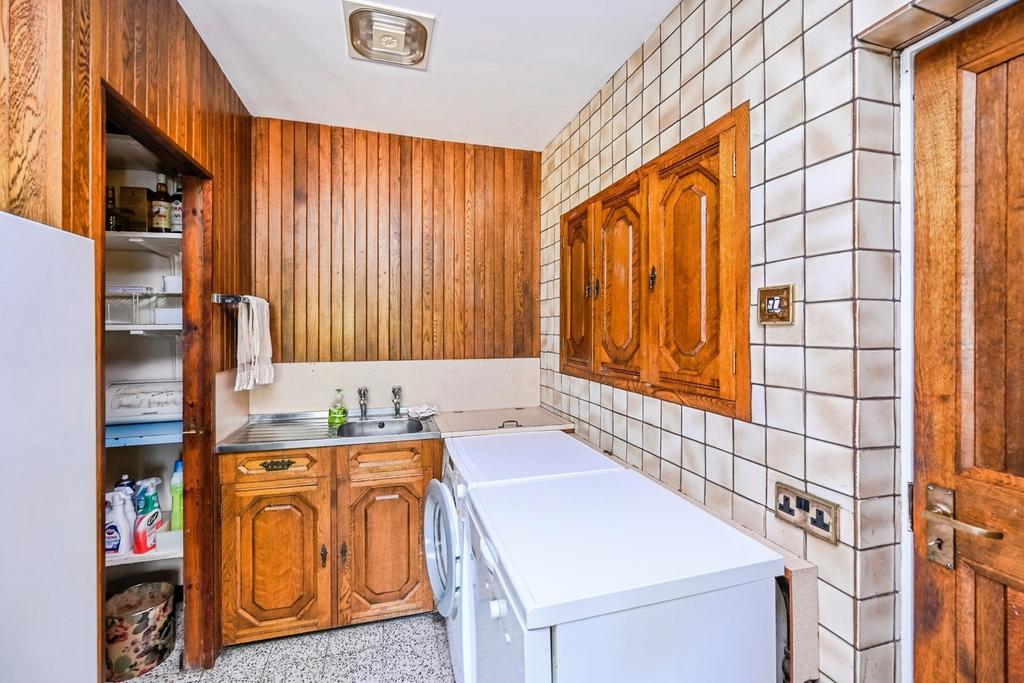 Kitchen/Pantry