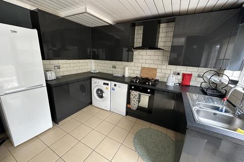 3 bedroom semi-detached house for sale, CF23