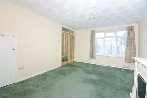 3 bedroom terraced house to rent, Kipling Avenue, Goring-By-Sea, Worthing