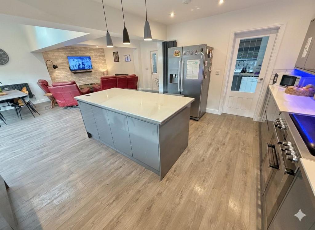 Open Plan Living Dining Kitchen