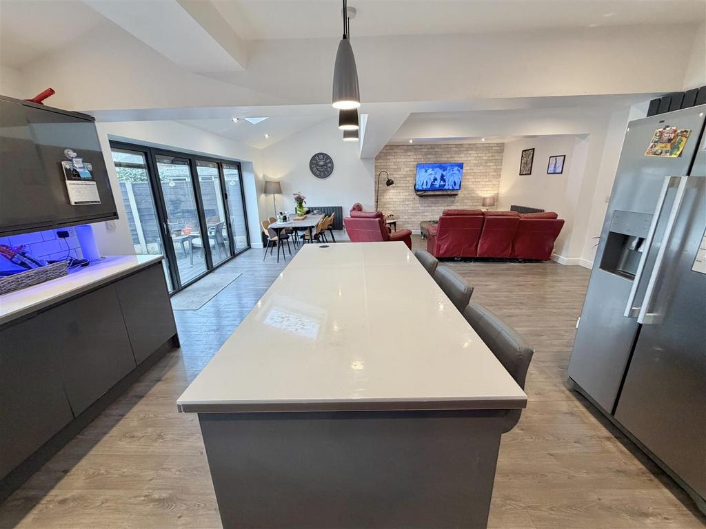 Open Plan Living Dining Kitchen