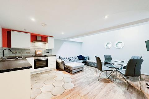 2 bedroom flat for sale, Fenwick Street, Liverpool, Merseyside, L2