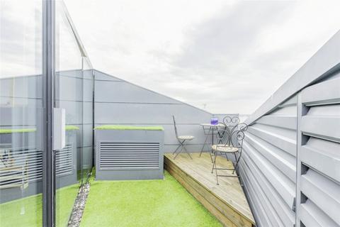 2 bedroom flat for sale, Mann Island, LIVERPOOL, Merseyside, L3