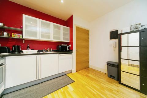 2 bedroom flat for sale, Rumford Place, Liverpool, Merseyside, L3