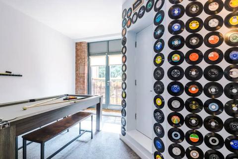2 bedroom flat for sale, York Street, Liverpool, Merseyside, L1