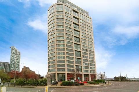 2 bedroom flat for sale, William Jessop Way, Liverpool, Merseyside, L3