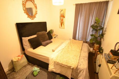 2 bedroom flat for sale, Henry Street, Liverpool, Merseyside, L1