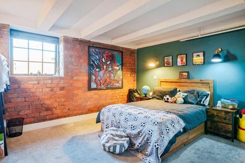 undefined, Regent Road, LIVERPOOL, Merseyside, L3