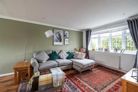 undefined, Bashford Way, Worth, Crawley
