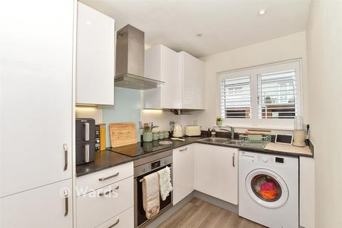 2 bedroom end of terrace house for sale, Coppice Close, Tunbridge Wells TN2