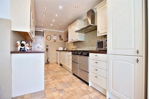 4 bedroom semi-detached house for sale, Hall Road, Fordham, Colchester, CO6
