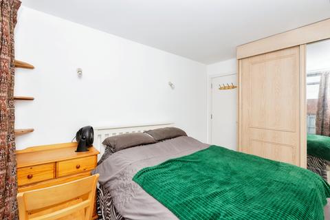 1 bedroom flat for sale, Longbridge Road, Barking, IG11
