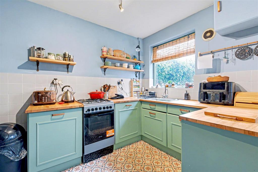 Kitchen 3.jpeg