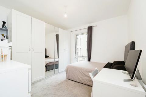 undefined, Net Street, Barking, IG11