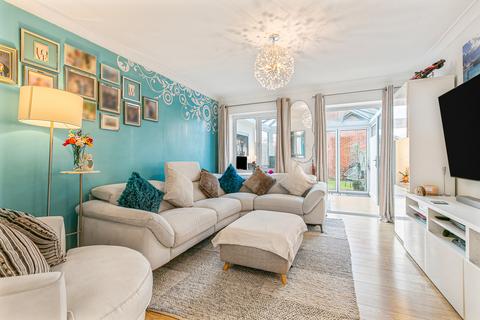 2 bedroom terraced house for sale, Bryony Way, Sunbury-on-Thames, Surrey, TW16