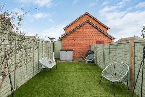 2 bedroom terraced house for sale, Bryony Way, Sunbury-on-Thames, Surrey, TW16