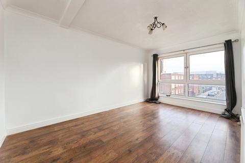 undefined, Linsdell Road, Barking, IG11