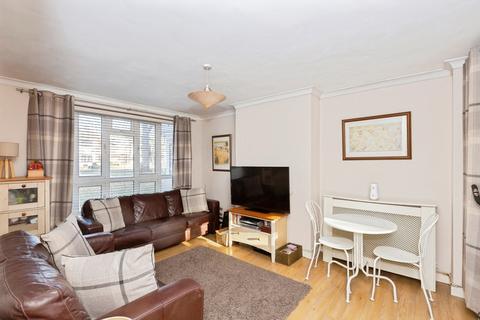 2 bedroom flat for sale, Longbridge Road, Barking, IG11