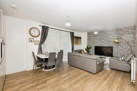 2 bedroom flat for sale, Sackett Road, Essex, IG11