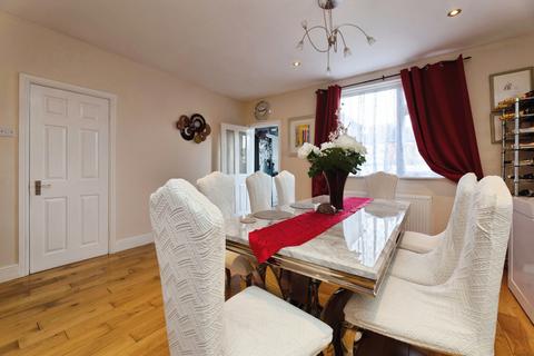 3 bedroom terraced house for sale, Ripple Road, BARKING, Essex, IG11