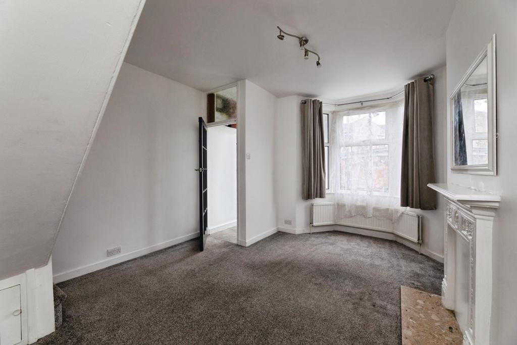 House in London, Thames View - View 2
