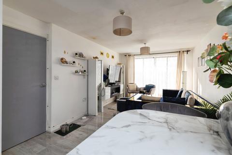 undefined, Spring Place, Barking, IG11