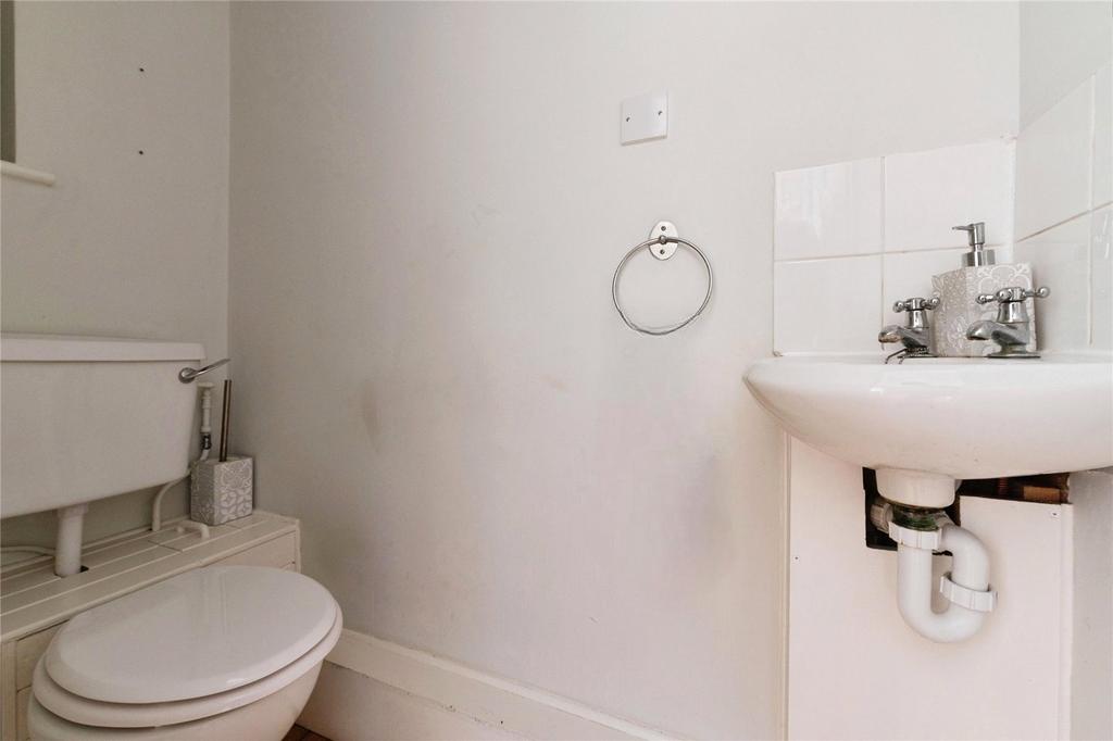 Gf Wc