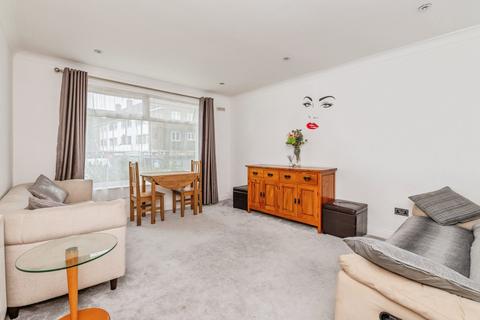 2 bedroom terraced house for sale, Greenway, Billericay, Essex, CM11