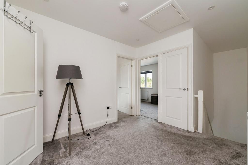 1st Floor Landing