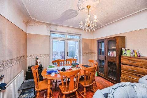 4 bedroom semi-detached house for sale, Corona Avenue, Lydiate, Merseyside, L31